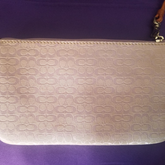 Delicate lavender Coach wristlet - Picture 3 of 4